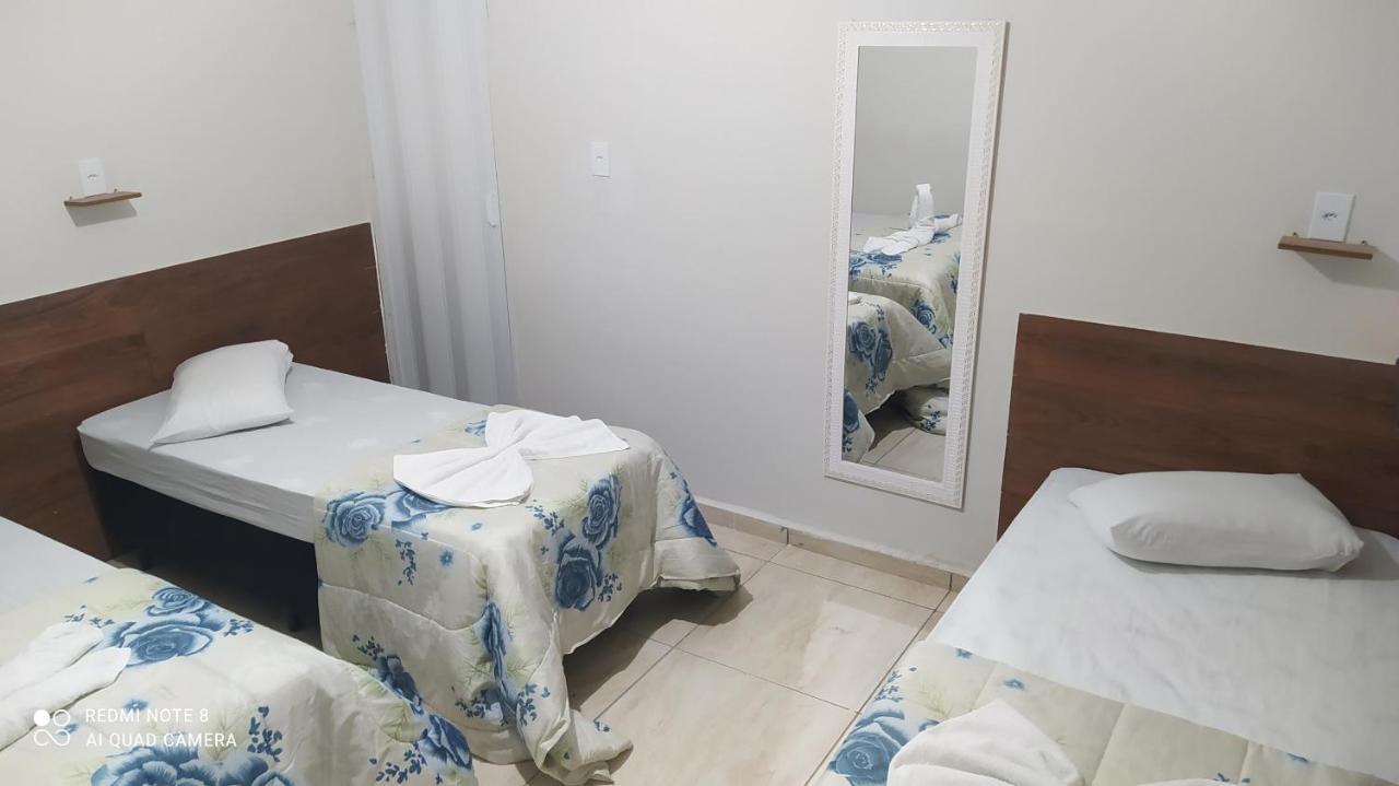 Pousada Quarto Com Tv,Ar,Frigobar,Wifi E Garagem Aparecida  Kültér fotó